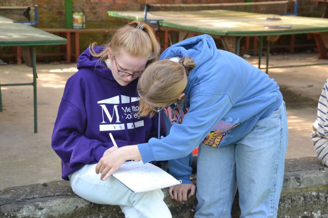 Schüler:innen beim Lernen Melton College